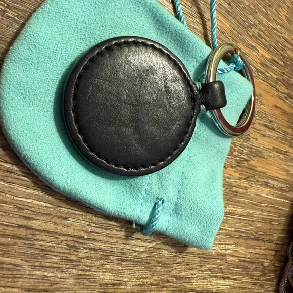 Tiffany & Co. Black Leather Key Ring with Blue Pouch - Picture 2 of 4